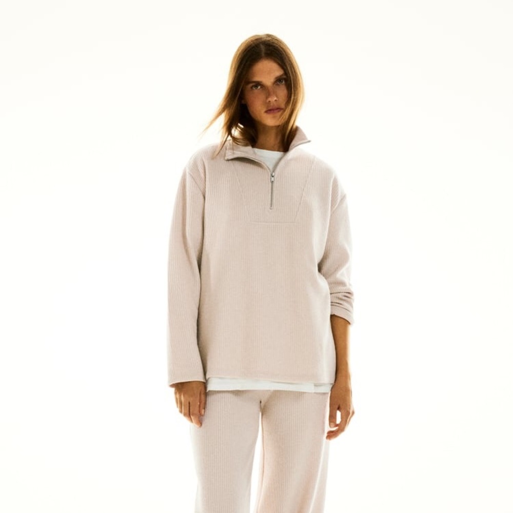 NWT Zara Zippered Soft Sweater